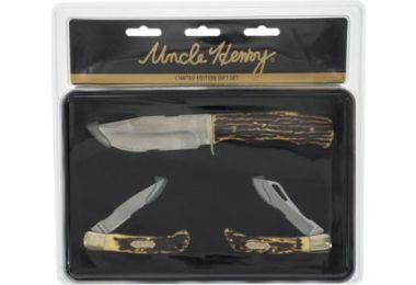 UNCLE HENRY KNIFE HUNTING KNIFE & 2 FOLDERS GIFT TIN